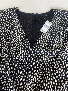 Barneys New York Black and Cream Printed V-Neck Blouse